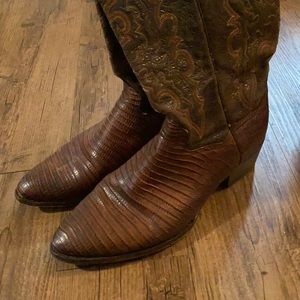 Beautiful Dan Post Exotic Lizard skin boots